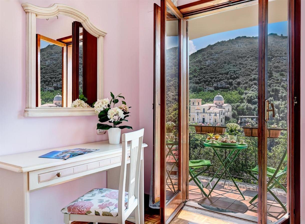 Villa Dei Fiori - Exclusive Villa With Garden In Sorrento Coast 维克艾库塞 外观 照片